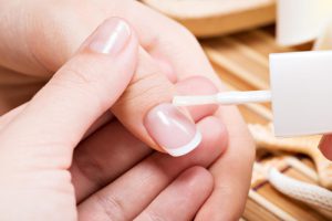 Jak stosować odżywki do paznokci